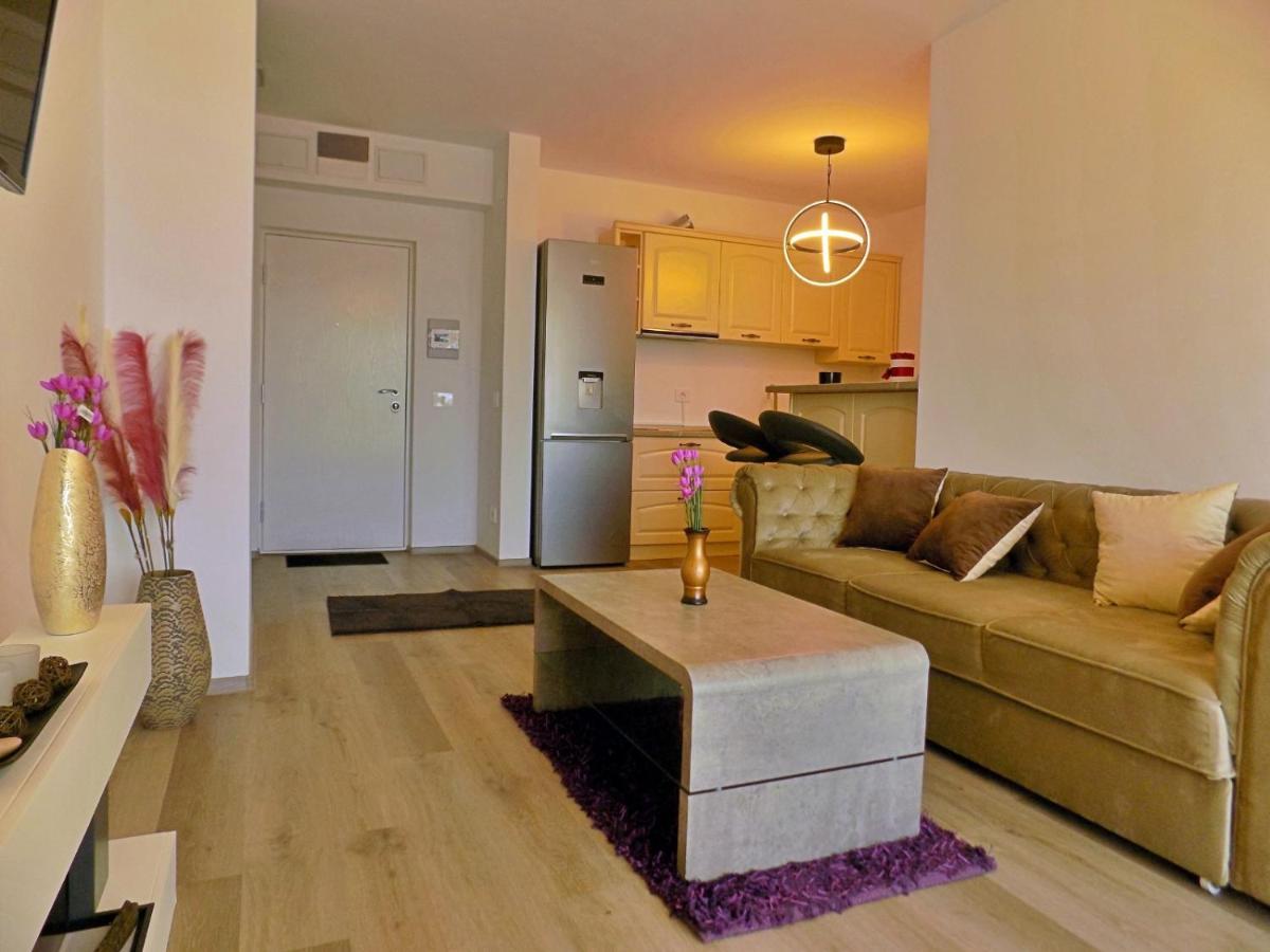 Cozy Apartment Oradea Eksteriør bilde